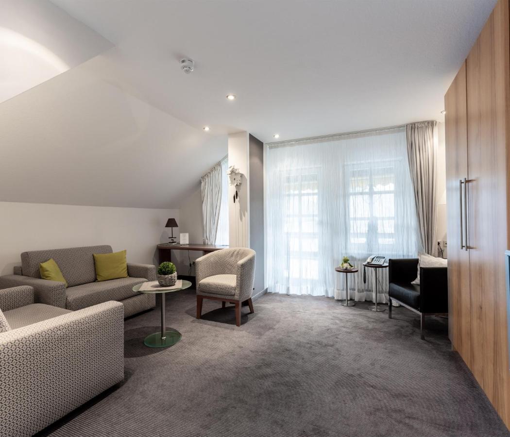Schönwalde Hotel Zum Ochsen מראה חיצוני תמונה