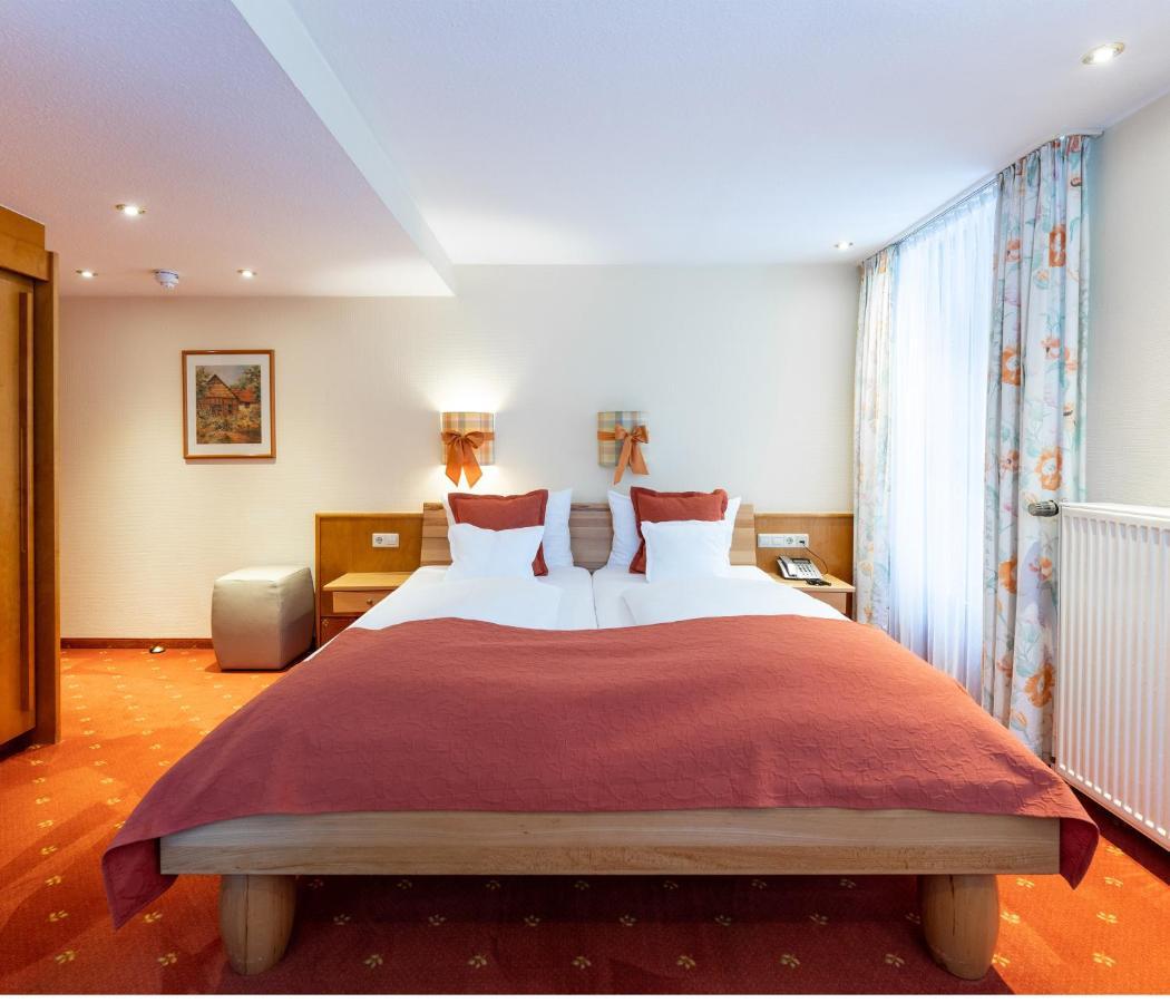 Schönwalde Hotel Zum Ochsen מראה חיצוני תמונה